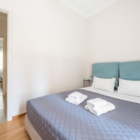 アテネStylish 2 Bd Urban Retreat Near Panormou Metroアパートメント エクステリア 写真