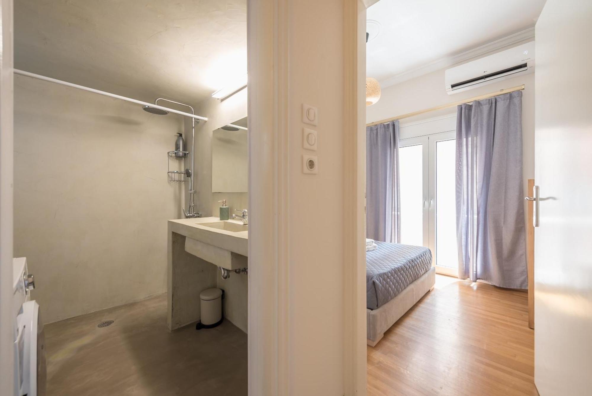 アテネStylish 2 Bd Urban Retreat Near Panormou Metroアパートメント エクステリア 写真